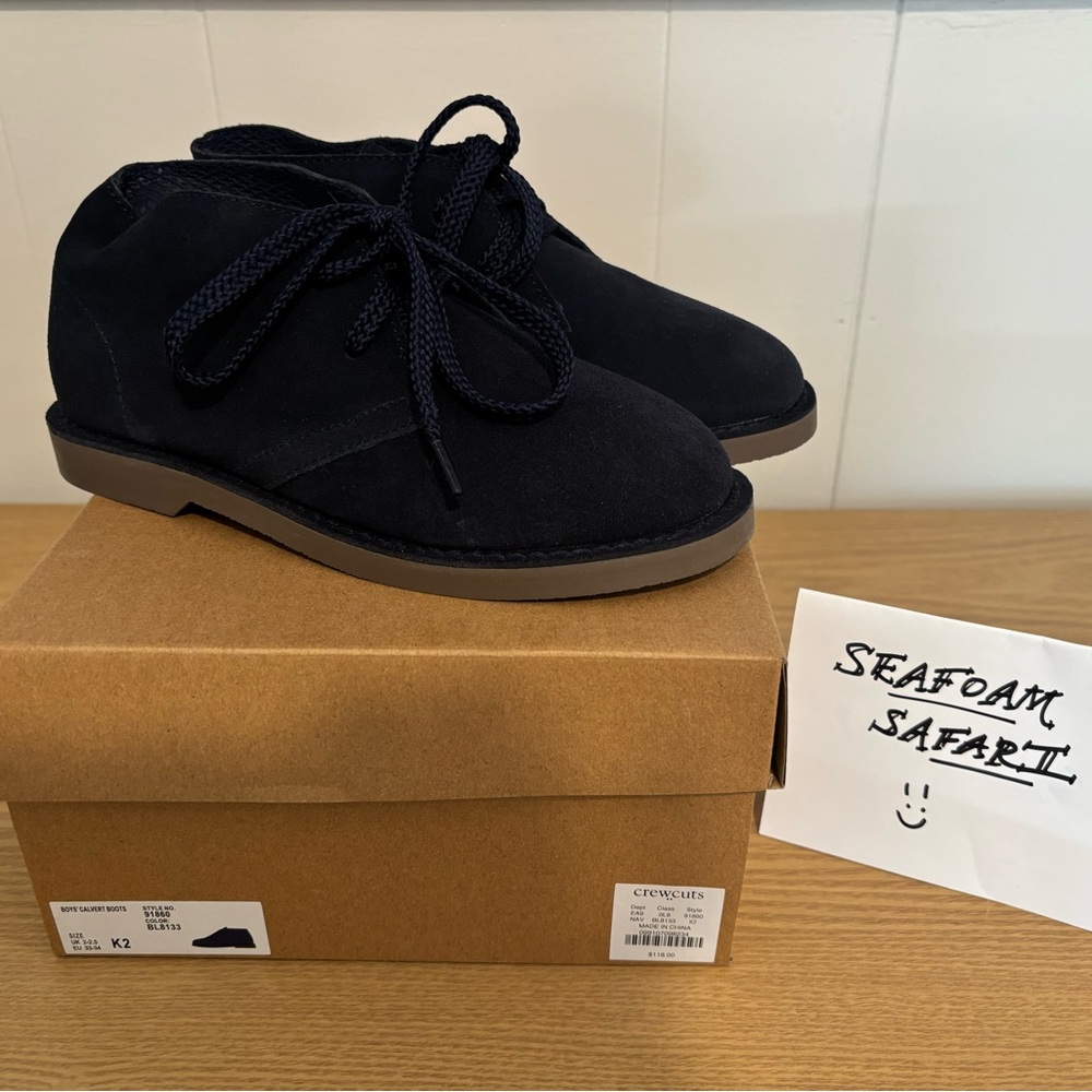 NWT JCrew Crewcuts Boys Calvert Suede Boots Size K2